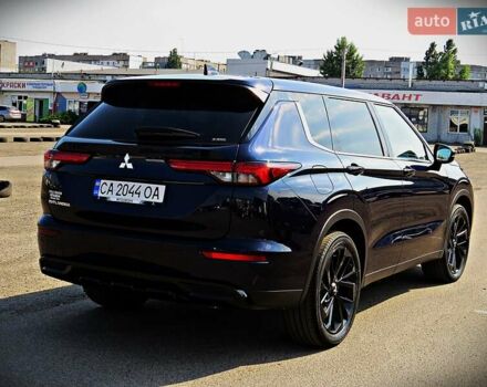 Синий Мицубиси Аутлендер, объемом двигателя 2.49 л и пробегом 30 тыс. км за 27500 $, фото 2 на Automoto.ua