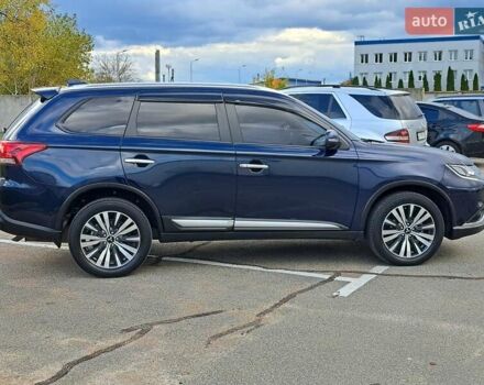 Синій Міцубісі Аутлендер, об'ємом двигуна 2.36 л та пробігом 76 тис. км за 24700 $, фото 10 на Automoto.ua