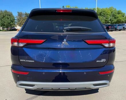 Синий Мицубиси Аутлендер, объемом двигателя 2.4 л и пробегом 12 тыс. км за 15900 $, фото 5 на Automoto.ua