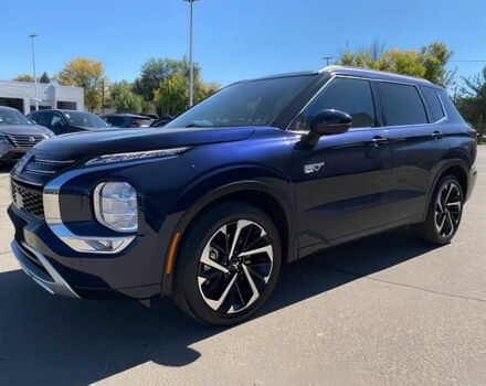 Синий Мицубиси Аутлендер, объемом двигателя 2.4 л и пробегом 12 тыс. км за 15900 $, фото 2 на Automoto.ua