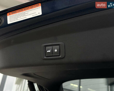 Синий Мицубиси Аутлендер, объемом двигателя 2.5 л и пробегом 15 тыс. км за 35000 $, фото 34 на Automoto.ua