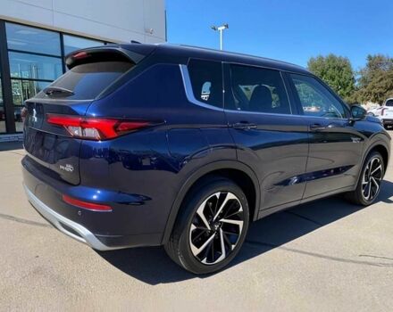 Синий Мицубиси Аутлендер, объемом двигателя 2.4 л и пробегом 12 тыс. км за 15900 $, фото 4 на Automoto.ua