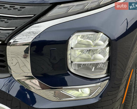 Синий Мицубиси Аутлендер, объемом двигателя 2.5 л и пробегом 15 тыс. км за 35000 $, фото 42 на Automoto.ua