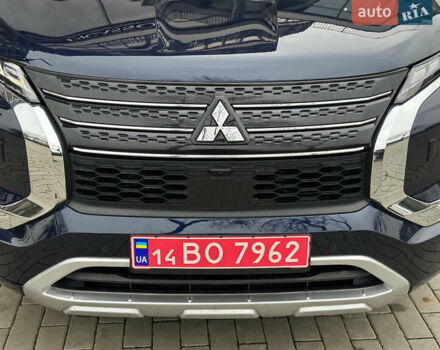 Синий Мицубиси Аутлендер, объемом двигателя 2.5 л и пробегом 15 тыс. км за 35000 $, фото 38 на Automoto.ua