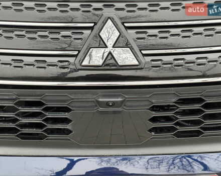 Синий Мицубиси Аутлендер, объемом двигателя 2.5 л и пробегом 15 тыс. км за 35000 $, фото 39 на Automoto.ua