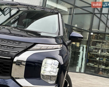 Синий Мицубиси Аутлендер, объемом двигателя 2.5 л и пробегом 15 тыс. км за 35000 $, фото 45 на Automoto.ua