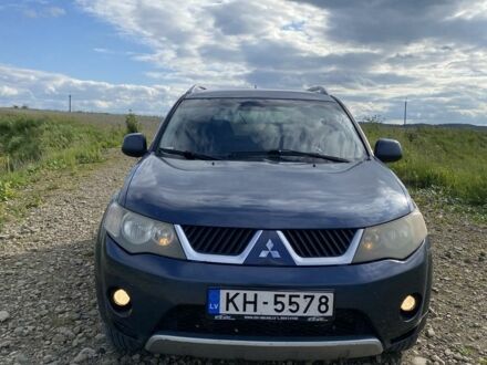 Мицубиси Аутлендер 2007 в Львове на Automoto.ua Синий Мицубиси Аутлендер, объемом двигателя 2 л и пробегом 300 тыс. км за 5000 $, фото 1 на Automoto.ua