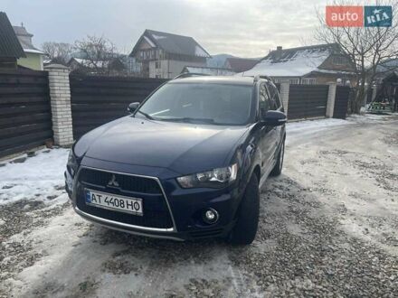 Мицубиси Аутлендер 2011 в Надворной на Automoto.ua Синий Мицубиси Аутлендер, объемом двигателя 2.27 л и пробегом 260 тыс. км за 10600 $, фото 1 на Automoto.ua