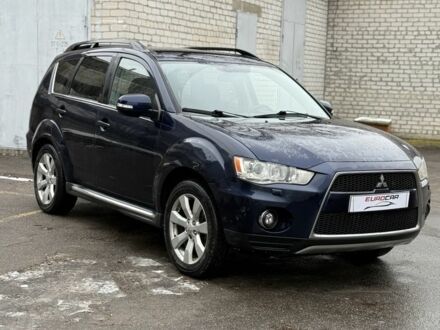 Синий Мицубиси Аутлендер, объемом двигателя 0 л и пробегом 350 тыс. км за 6500 $, фото 1 на Automoto.ua