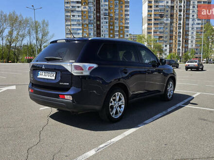Мицубиси Аутлендер 2013 в Киеве на Automoto.ua Синий Мицубиси Аутлендер, объемом двигателя 2.36 л и пробегом 210 тыс. км за 12000 $, фото 1 на Automoto.ua
