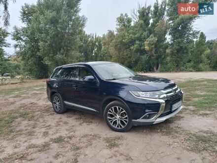 Мицубиси Аутлендер 2015 в Кропивницком (Кировограде) на Automoto.ua Синий Мицубиси Аутлендер, объемом двигателя 2.36 л и пробегом 135 тыс. км за 15600 $, фото 1 на Automoto.ua