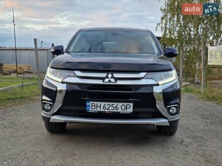 Мицубиси Аутлендер 2016 в Одессе на Automoto.ua Синий Мицубиси Аутлендер, объемом двигателя 2.36 л и пробегом 84 тыс. км за 14999 $, фото 1 на Automoto.ua