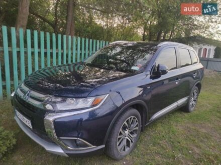 Мицубиси Аутлендер 2016 в Корсунь-Шевченковском на Automoto.ua Синий Мицубиси Аутлендер, объемом двигателя 3 л и пробегом 156 тыс. км за 16500 $, фото 1 на Automoto.ua