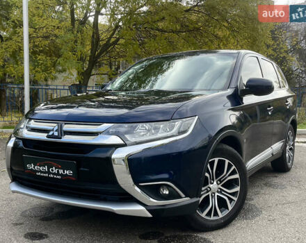 Міцубісі Аутлендер 2017 у Миколаєві на Automoto.ua Синій Міцубісі Аутлендер, об'ємом двигуна 2.36 л та пробігом 135 тис. км за 13899 $, фото 1 на Automoto.ua