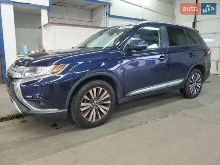 Синий Мицубиси Аутлендер, объемом двигателя 3 л и пробегом 80 тыс. км за 2900 $, фото 1 на Automoto.ua