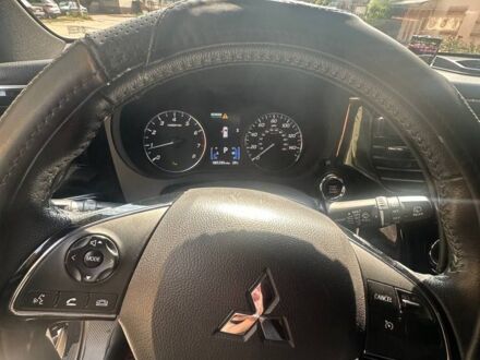 Мицубиси Аутлендер 2018 в Краматорске на Automoto.ua Синий Мицубиси Аутлендер, объемом двигателя 2.36 л и пробегом 0 тыс. км за 17600 $, фото 1 на Automoto.ua