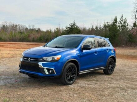 Мицубиси Аутлендер 2019 в Кропивницком (Кировограде) на Automoto.ua Синий Мицубиси Аутлендер, объемом двигателя 2 л и пробегом 2 тыс. км за 5000 $, фото 1 на Automoto.ua