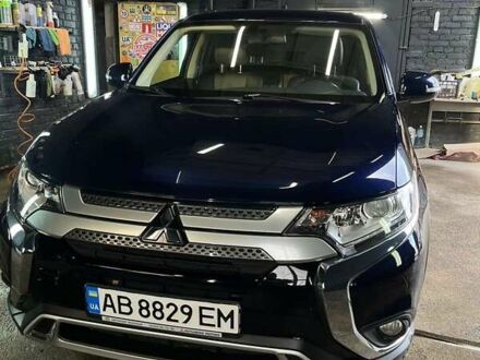 Мицубиси Аутлендер 2019 в Ладыжин на Automoto.ua Синий Мицубиси Аутлендер, объемом двигателя 2 л и пробегом 58 тыс. км за 21000 $, фото 1 на Automoto.ua
