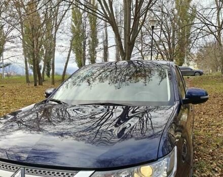 Синій Міцубісі Аутлендер, об'ємом двигуна 2 л та пробігом 68 тис. км за 22000 $, фото 1 на Automoto.ua