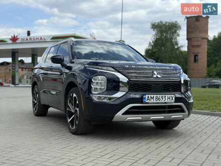 Міцубісі Аутлендер 2022 у Києві на Automoto.ua Синій Міцубісі Аутлендер, об'ємом двигуна 2.49 л та пробігом 28 тис. км за 25998 $, фото 1 на Automoto.ua