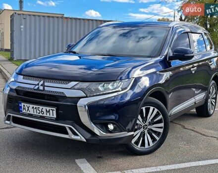 Міцубісі Аутлендер 2022 у Борисполе на Automoto.ua Синій Міцубісі Аутлендер, об'ємом двигуна 2.36 л та пробігом 76 тис. км за 24700 $, фото 1 на Automoto.ua