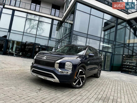 Синий Мицубиси Аутлендер, объемом двигателя 2.5 л и пробегом 15 тыс. км за 35000 $, фото 1 на Automoto.ua