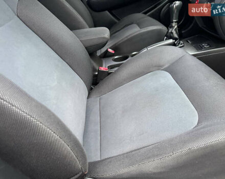 Зеленый Мицубиси Аутлендер, объемом двигателя 2 л и пробегом 194 тыс. км за 6350 $, фото 36 на Automoto.ua