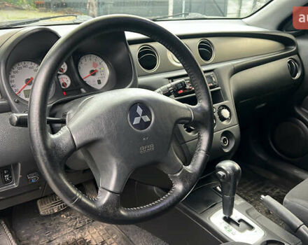 Зеленый Мицубиси Аутлендер, объемом двигателя 2.38 л и пробегом 213 тыс. км за 5999 $, фото 7 на Automoto.ua