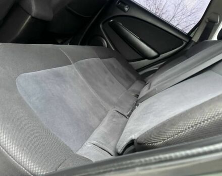 Зелений Міцубісі Аутлендер, об'ємом двигуна 2 л та пробігом 194 тис. км за 6350 $, фото 11 на Automoto.ua