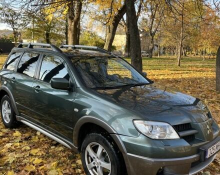 Міцубісі Аутлендер 2007 у Тульчине на Automoto.ua Зелений Міцубісі Аутлендер, об'ємом двигуна 2.4 л та пробігом 147 тис. км за 4550 $, фото 3 на Automoto.ua