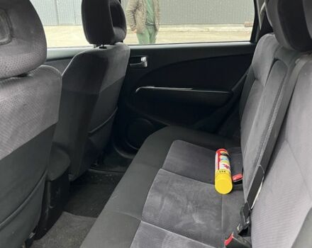 Зеленый Мицубиси Аутлендер, объемом двигателя 2.4 л и пробегом 119 тыс. км за 4800 $, фото 4 на Automoto.ua