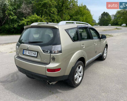 Зелений Міцубісі Аутлендер, об'ємом двигуна 2.4 л та пробігом 290 тис. км за 7000 $, фото 5 на Automoto.ua