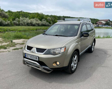 Зелений Міцубісі Аутлендер, об'ємом двигуна 2.4 л та пробігом 290 тис. км за 7000 $, фото 9 на Automoto.ua