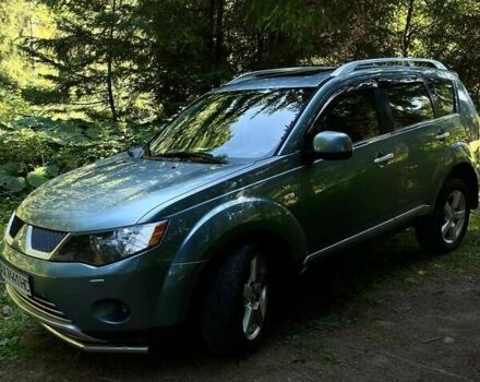 Мицубиси Аутлендер 2008 в Изюме на Automoto.ua Зеленый Мицубиси Аутлендер, объемом двигателя 3 л и пробегом 246 тыс. км за 11000 $, фото 7 на Automoto.ua
