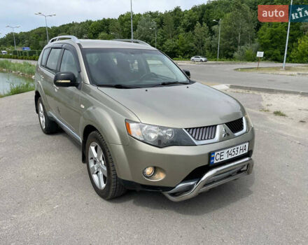 Зелений Міцубісі Аутлендер, об'ємом двигуна 2.4 л та пробігом 290 тис. км за 7000 $, фото 1 на Automoto.ua