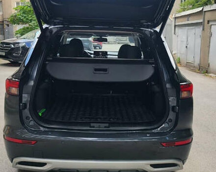 Зелений Міцубісі Аутлендер, об'ємом двигуна 2.5 л та пробігом 10 тис. км за 39000 $, фото 1 на Automoto.ua