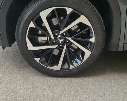 Зелений Міцубісі Аутлендер, об'ємом двигуна 2.5 л та пробігом 10 тис. км за 39000 $, фото 3 на Automoto.ua