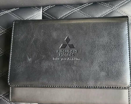 Зелений Міцубісі Аутлендер, об'ємом двигуна 2.5 л та пробігом 10 тис. км за 39000 $, фото 12 на Automoto.ua