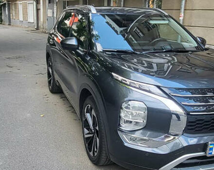 Зелений Міцубісі Аутлендер, об'ємом двигуна 2.5 л та пробігом 10 тис. км за 39000 $, фото 13 на Automoto.ua