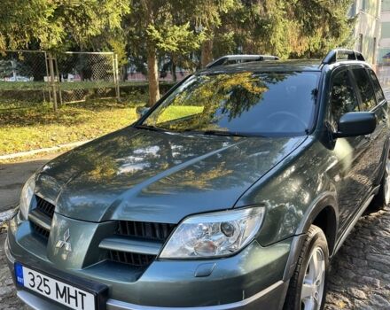 Міцубісі Аутлендер 2007 у Тульчине на Automoto.ua Зелений Міцубісі Аутлендер, об'ємом двигуна 2.4 л та пробігом 150 тис. км за 4600 $, фото 1 на Automoto.ua