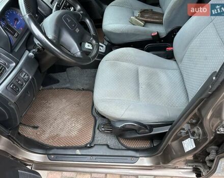 Бежевий Міцубісі Паджеро Пінін, об'ємом двигуна 1.83 л та пробігом 264 тис. км за 5750 $, фото 21 на Automoto.ua