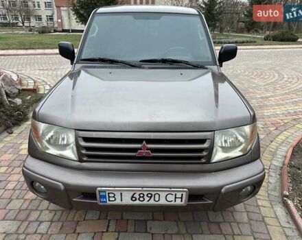 Бежевий Міцубісі Паджеро Пінін, об'ємом двигуна 1.83 л та пробігом 262 тис. км за 6500 $, фото 1 на Automoto.ua