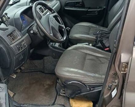 Коричневый Мицубиси Паджеро Пинин, объемом двигателя 1.83 л и пробегом 238 тыс. км за 2700 $, фото 4 на Automoto.ua