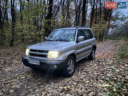 Сірий Міцубісі Паджеро Пінін, об'ємом двигуна 2 л та пробігом 260 тис. км за 5000 $, фото 1 на Automoto.ua