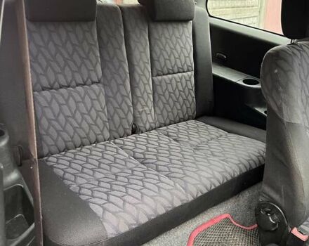 Зелений Міцубісі Паджеро Пінін, об'ємом двигуна 1.83 л та пробігом 890 тис. км за 2100 $, фото 7 на Automoto.ua