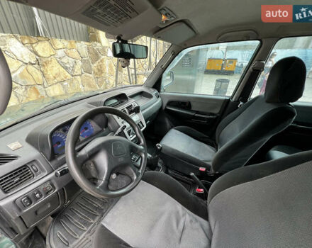 Мицубиси Паджеро Пинин 2002 в Ровно на Automoto.ua Зеленый Мицубиси Паджеро Пинин, объемом двигателя 1.83 л и пробегом 260 тыс. км за 4300 $, фото 12 на Automoto.ua