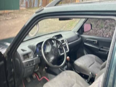 Зеленый Мицубиси Паджеро Пинин, объемом двигателя 1.83 л и пробегом 890 тыс. км за 2100 $, фото 1 на Automoto.ua