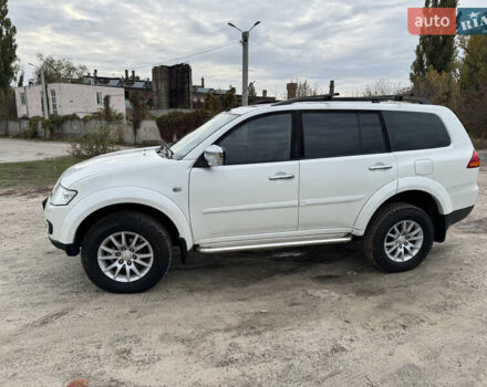Мицубиси Паджеро Спорт 2011 в Харькове на Automoto.ua Белый Мицубиси Паджеро Спорт, объемом двигателя 2.48 л и пробегом 174 тыс. км за 15250 $, фото 3 на Automoto.ua
