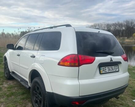 Белый Мицубиси Паджеро Спорт, объемом двигателя 2.5 л и пробегом 300 тыс. км за 11573 $, фото 6 на Automoto.ua