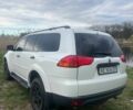 Белый Мицубиси Паджеро Спорт, объемом двигателя 2.5 л и пробегом 300 тыс. км за 11573 $, фото 6 на Automoto.ua
